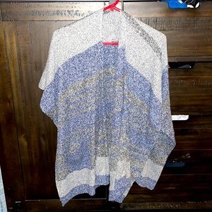 Women’s poncho